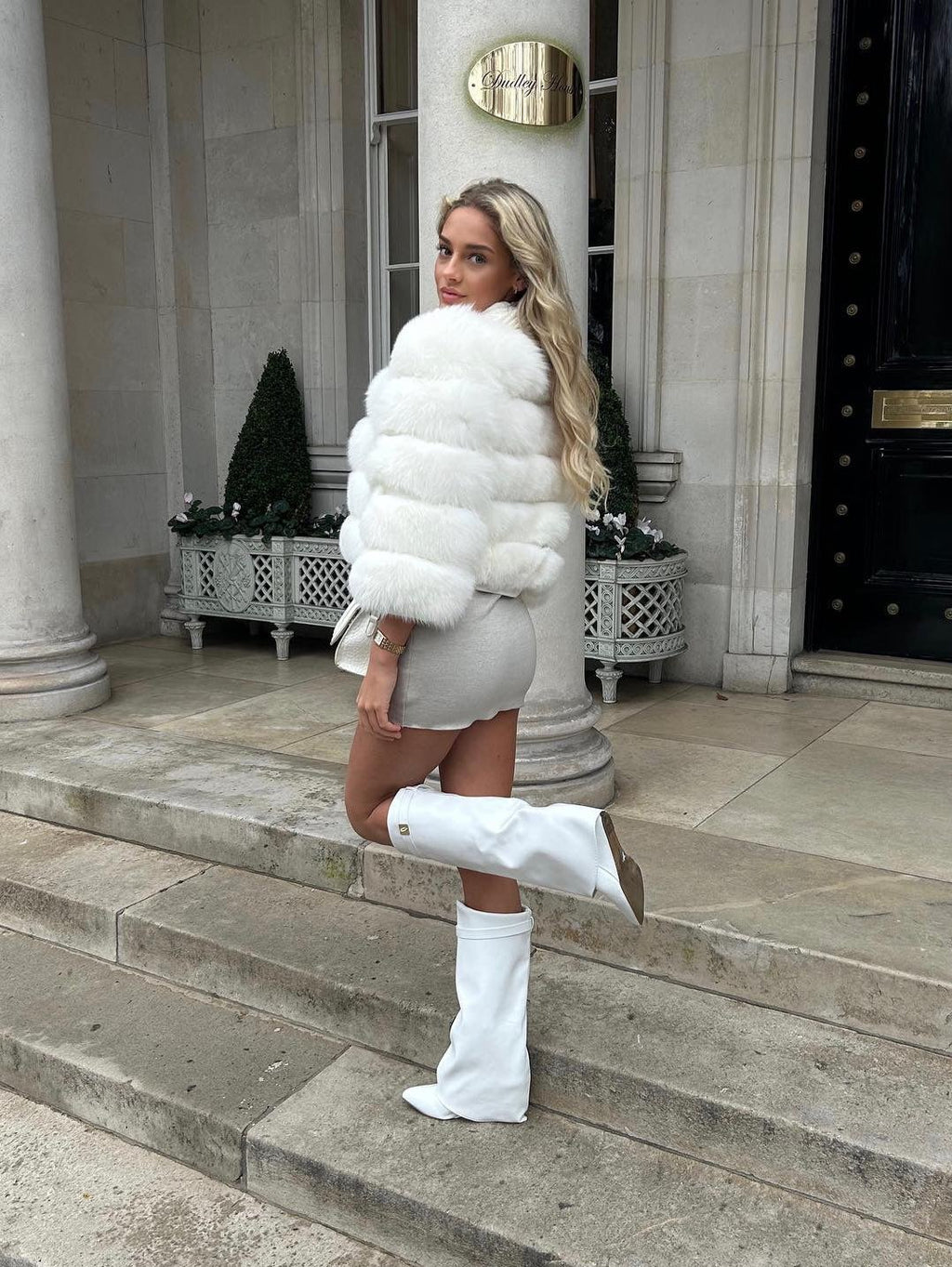 Timeless Fox Fur Coat - Ice White